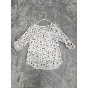 Janet Chung White‎ Heart Print Blouse Roll Tab Sleeve V-Neck Casual Top